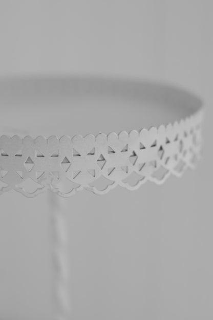 Decorative Metal Cake Stand with Lace Edge (Short)
